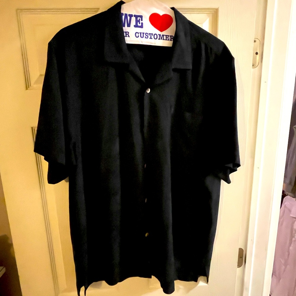 Black Tommy Bahama button down